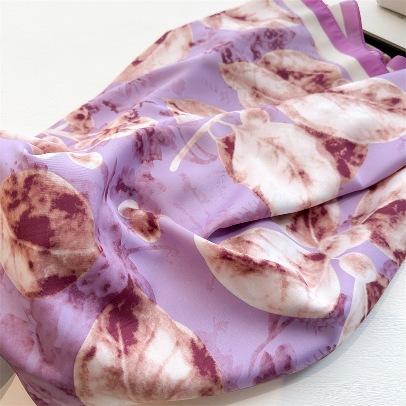 Sciarpa quadrata grande stampa - Scarf Silk Square recensione e prezzo