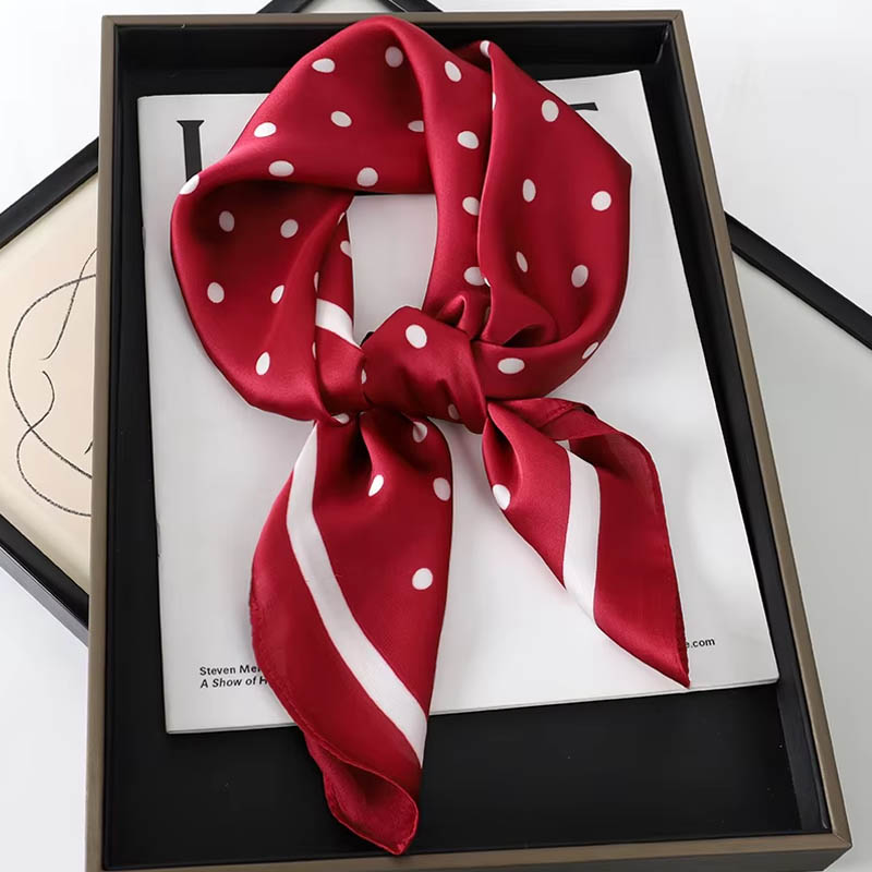 Sciarpa di lusso per capelli d - Scarf Silk Square recensione e prezzo
